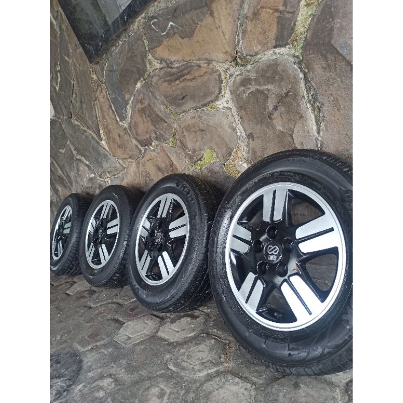 4 Velg R15 PCD 5x114+Ban 205/65 TT/Cash Apv innova grandmax luxio megacarry brv l300