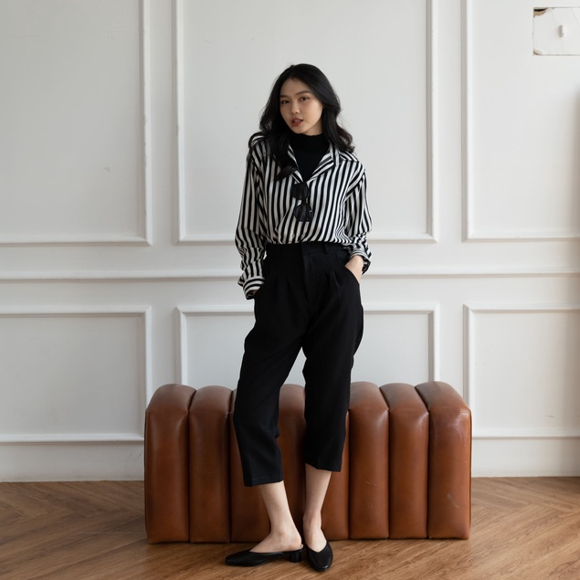 Hanami Shirt - Kemeja Salur - Kemeja Korea Wanita