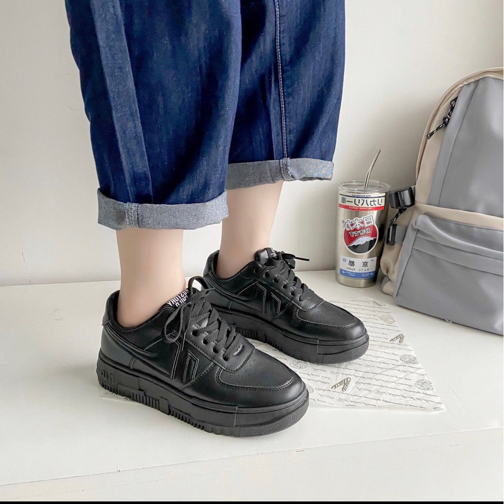 AVANCEID JINNIE LAURA Sepatu Sneakers Wanita Korea Simpel Polos Putih Import