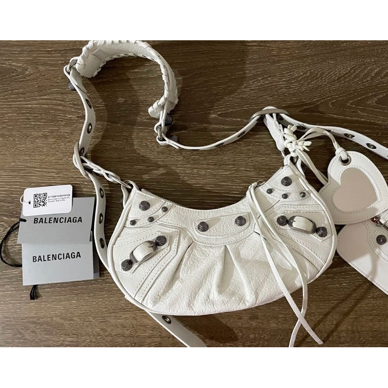 NBU Balenciaga Le Cagole XS in White