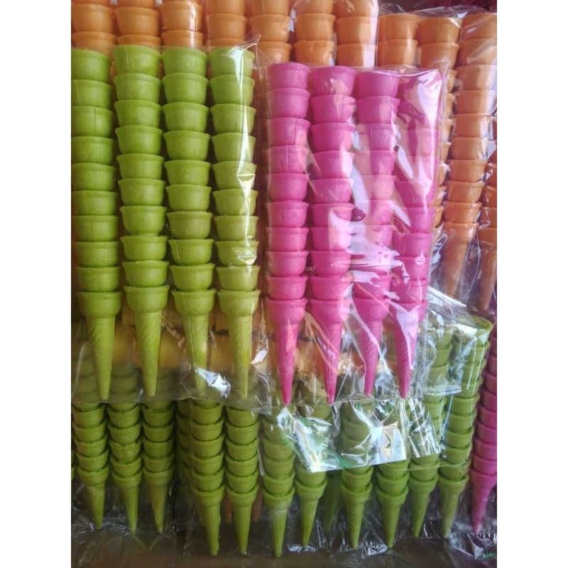 

Cone Kerupuk Ice Cream Ukuran Menengah Isi 40 pcs Ujung Lancip