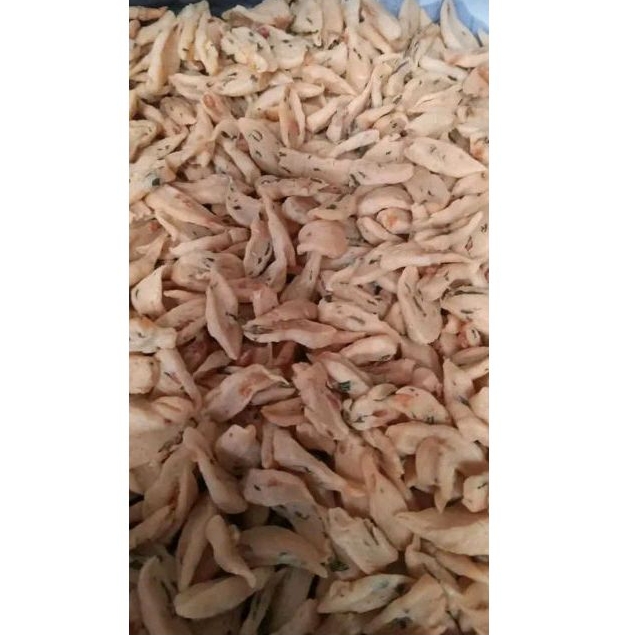 

kue bawang, keripik bawang