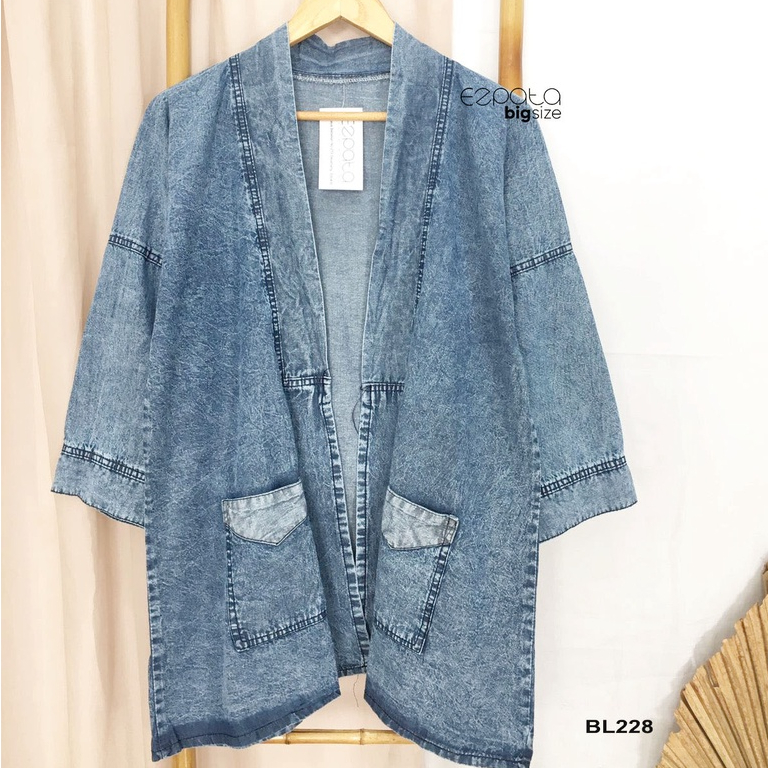 Ezpata Outer Wear Cardigan Jacket Jeans Denim Wanita Korean Style Jumbo Big Size XXL LD 130cm Washed Jeans Best Seller model Terbaru dan Kekinian