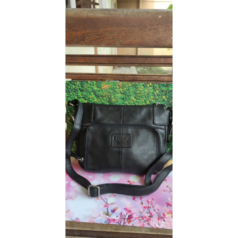 Preloved Tas Fossil Black Tanpa Kunci