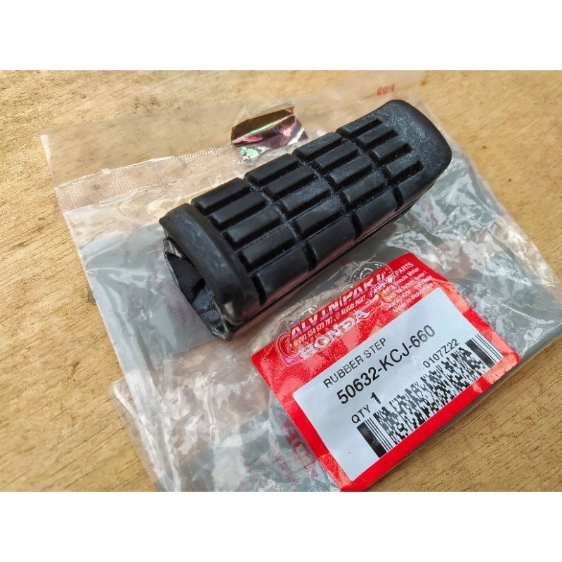 Karet Pijakan footstep Bostep Depan Belakang Honda Tiger 2000 Tiger Revo Tirev Original