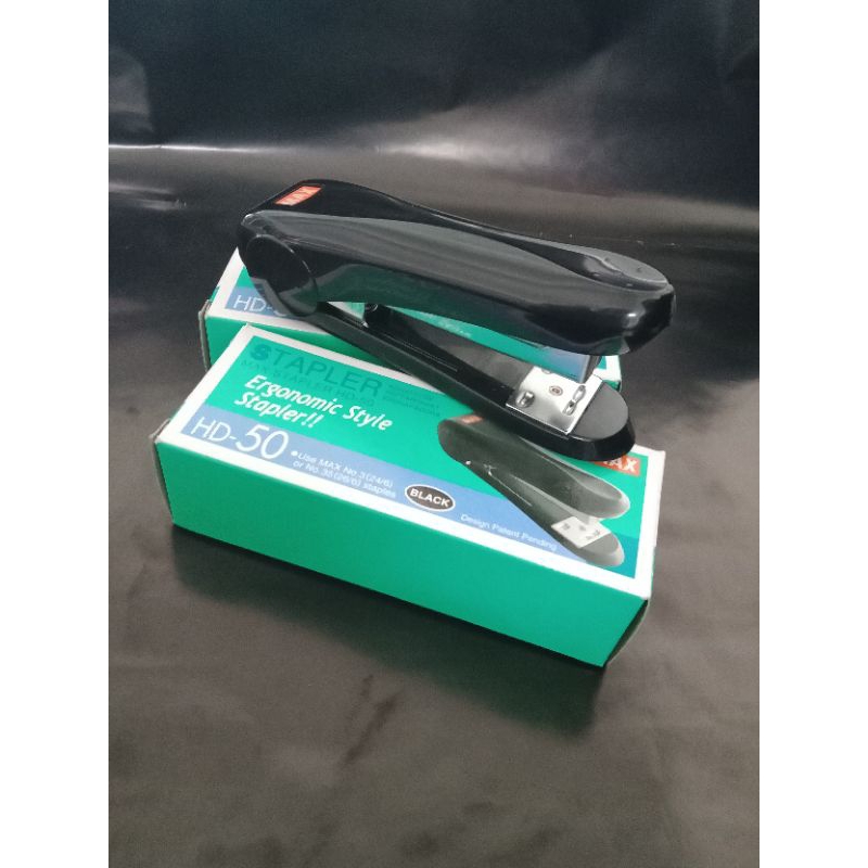 

Staples max HD 50