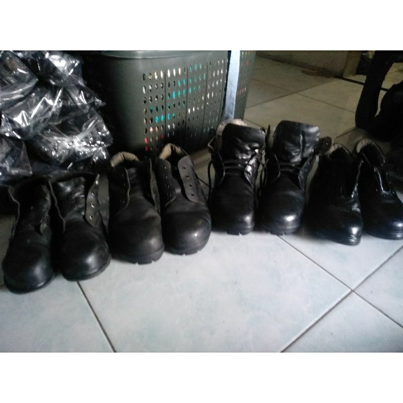 sepatu SAPETY second 3/4  Kings, chetah,Kent ujung besi