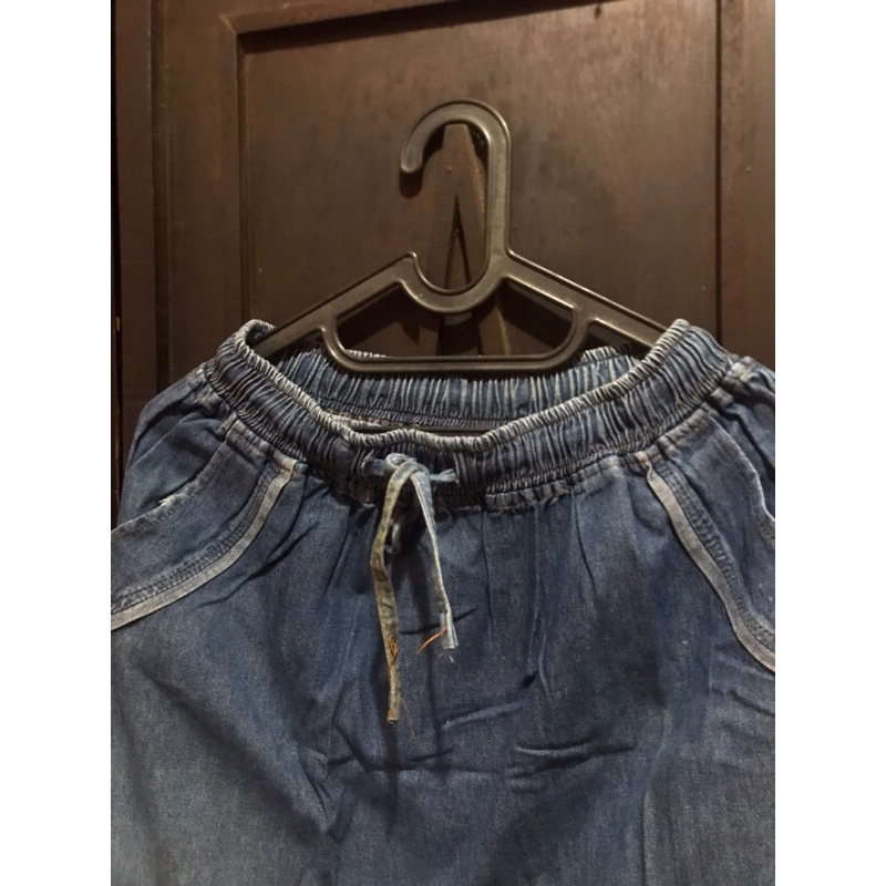 preloved rok jeans/denim