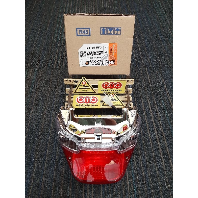 Yamaha 125 ZR RXZ Catalyzer lampu stop lampu belakang tail lamp clear merah putih