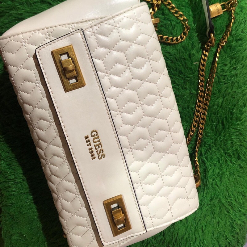 SOLD preloved tas guess ori/ preloved guess bag ori