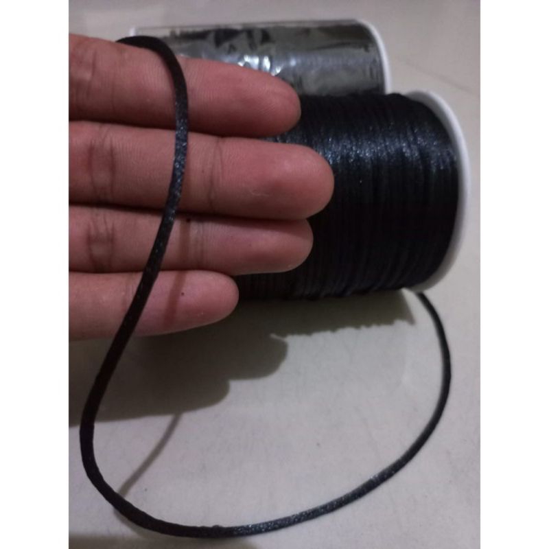 

TALI SATIN GRADASI HITAM 2MM / TALI CINA HITAM