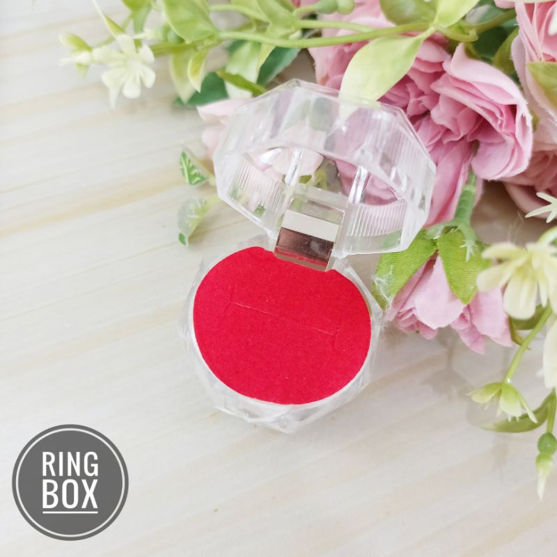 Kotak Cincin acrylic