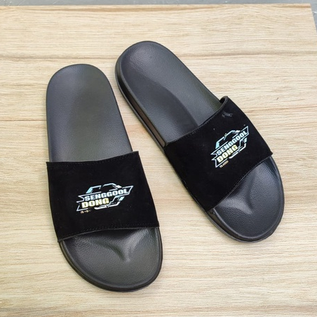 SANDAL SLIDE PRIA WANITA ANTI SLIP ANTI AIR BAHAN KARET TERLARIS