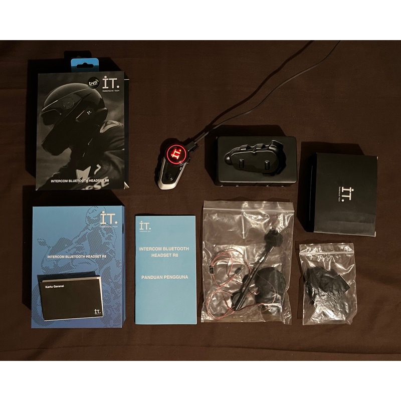 Intercom IT R8 second like new condition