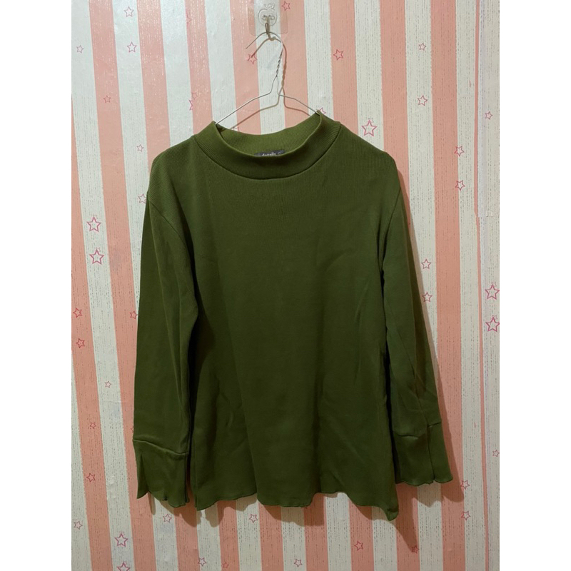 Sweater Details Knitwear preloved