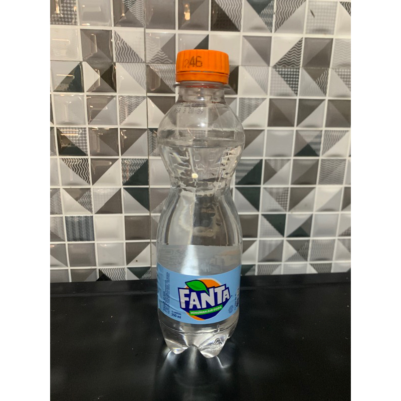 

Fanta soda water 250ml