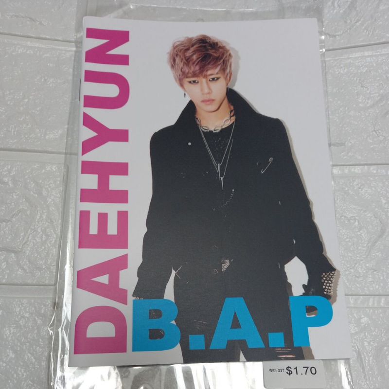 

Buku Tulis A4 (B.A.P) new