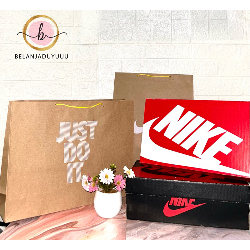 Paper Bag Nike Just Do It ( Ready Stock Jakarta )