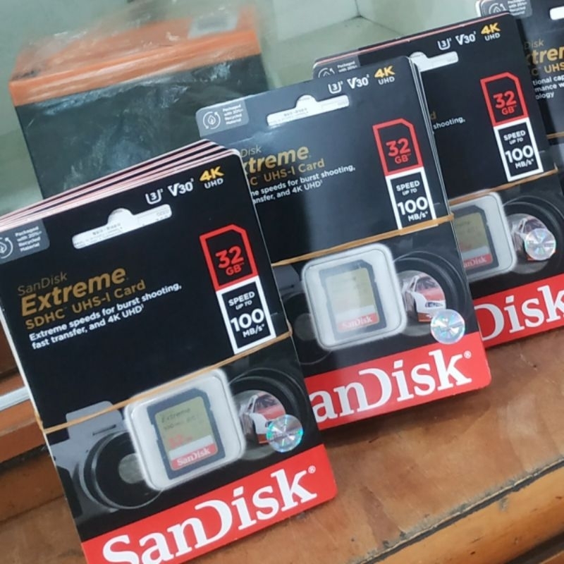 Sandisk SD Card extreme Memory card 32Gb original