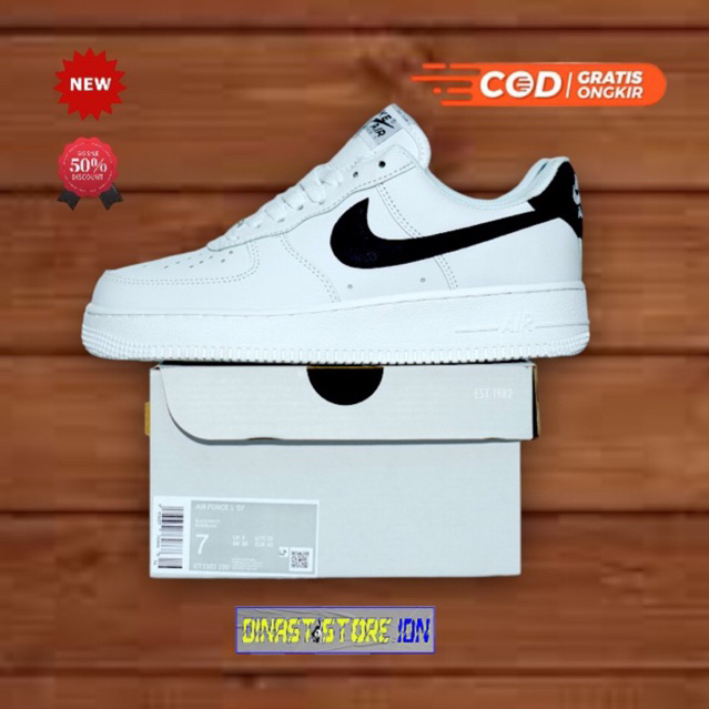 NIKE AIR FORCE 1 LOW '07 WHITE BLACK ORIGINAL BNIB MADE IN VIETNAM | SNEAKERS FORMAL | AF 1