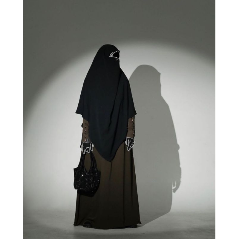 Aljenna Saila Dress Army size L