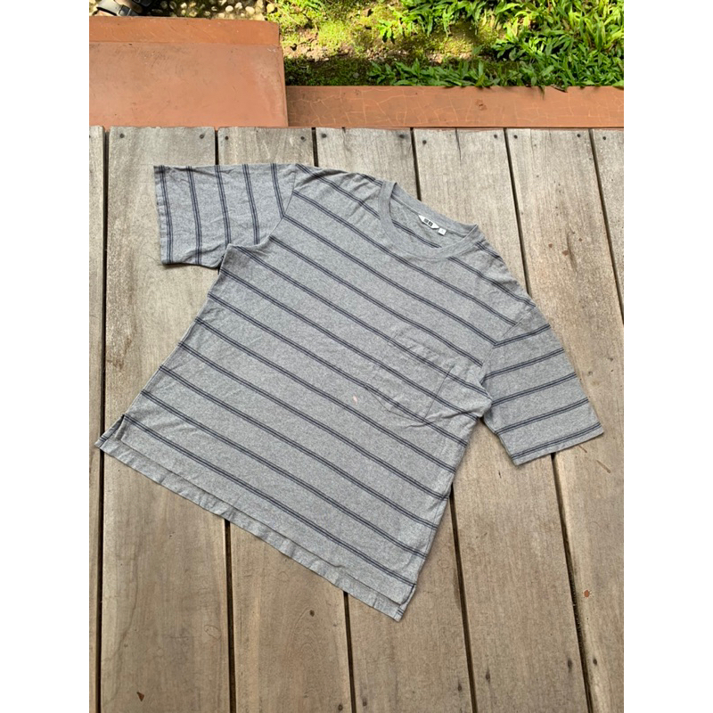 Oversize pocket tee Uniqlo U stripe Size M fit XL