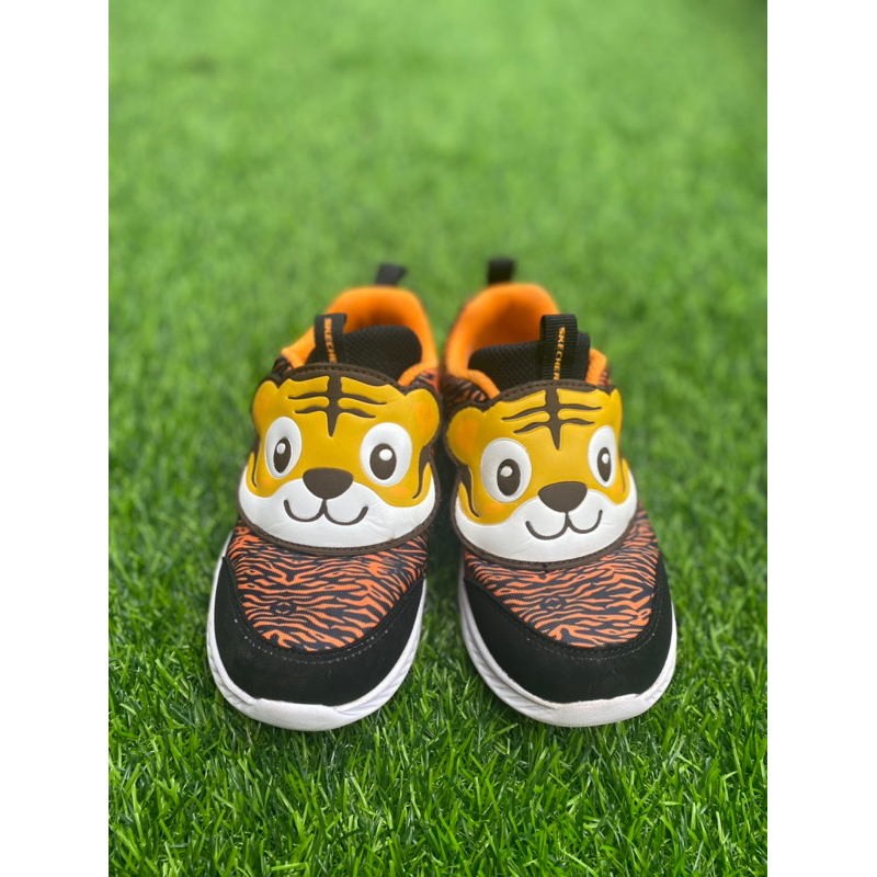 Preloved Sepatu Anak, Sepatu Skechers, Sepatu anak laki laki