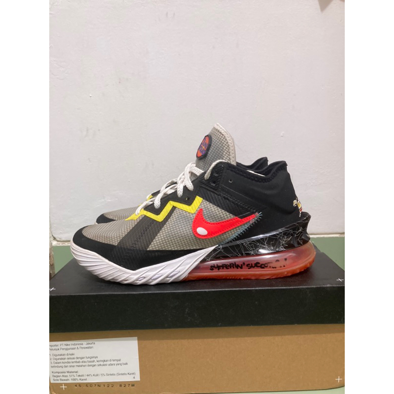 Lebron 18 Low Looney Tunes Original 100% Second