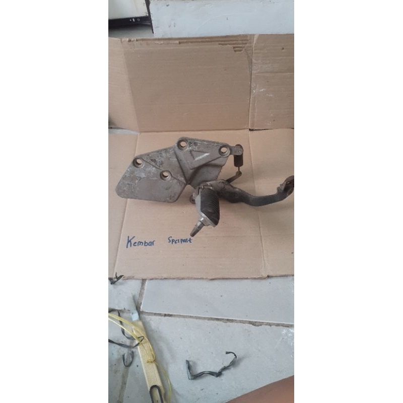 footstep step depan kanan NINJA RR 15O NINJA 150 RR ori