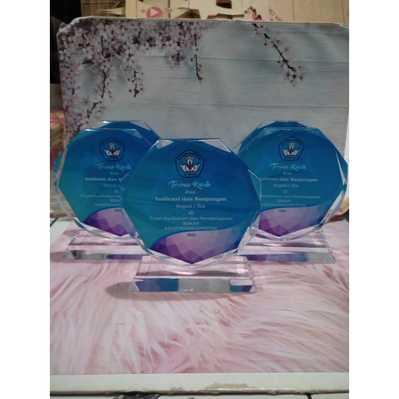 Plakat | Plakat Akrilik | Plakat Akrilik Custom | Vandel | Plakat Pkl | Plakat Polos | Plakat