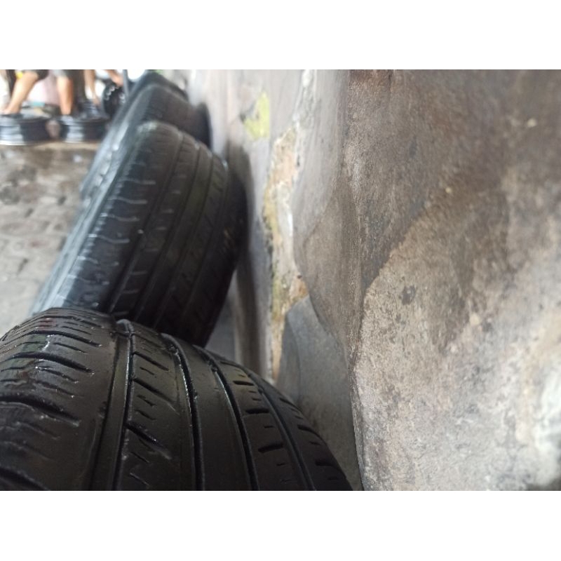 4 Velg R15 PCD 5x114+Ban 205/65 TT/Cash Apv innova grandmax luxio megacarry brv l300