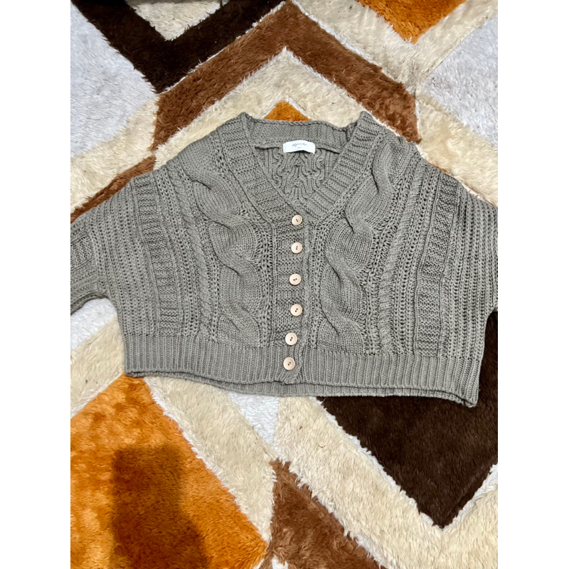 cardigan kepang crop