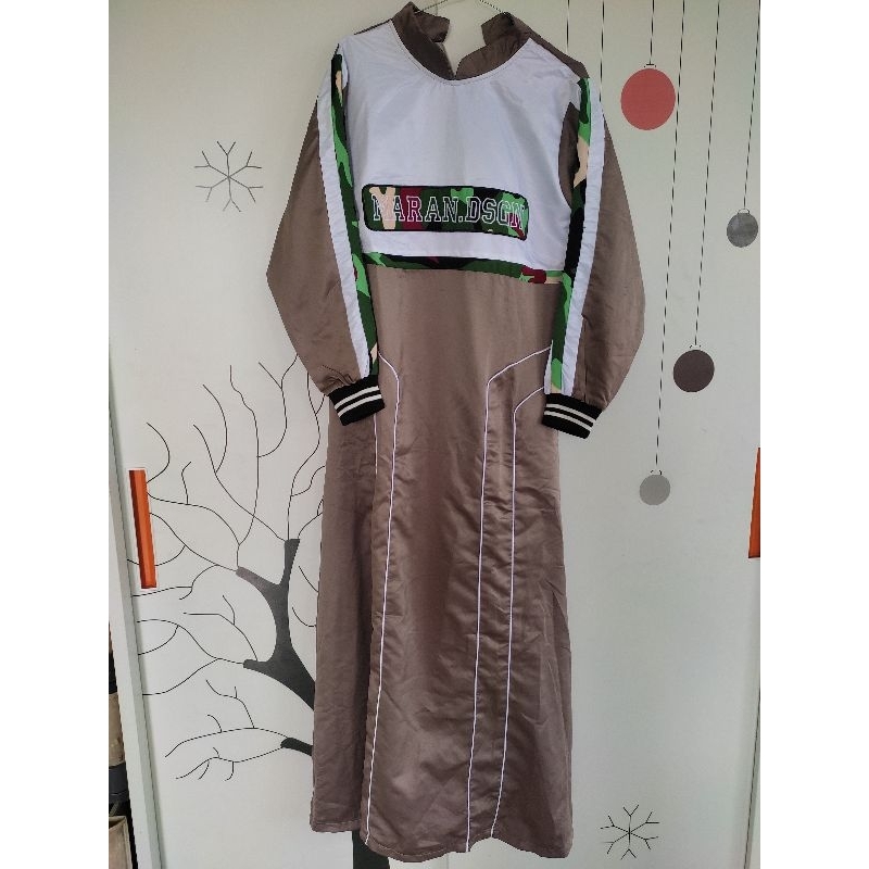 Gamis Gaya Sporty (preloved)