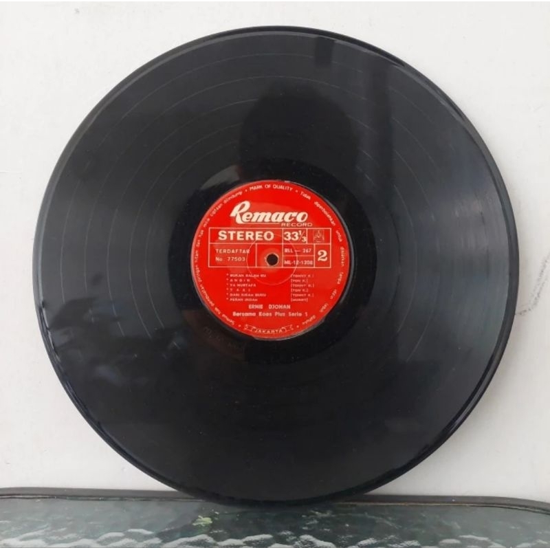 Vinyl Piringan Hitam 12 inch Ernie Djohan - Koes Plus - Cemburu dll