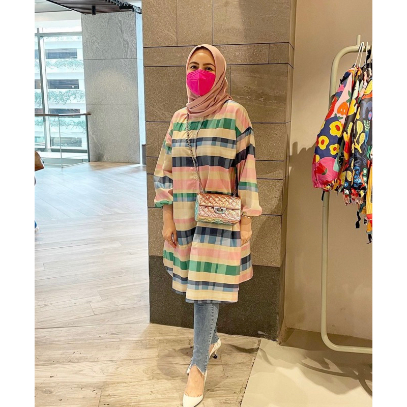 Preloved Nadjani Faath Cream/preloved tunik nadjani/preloved blouse nadjani