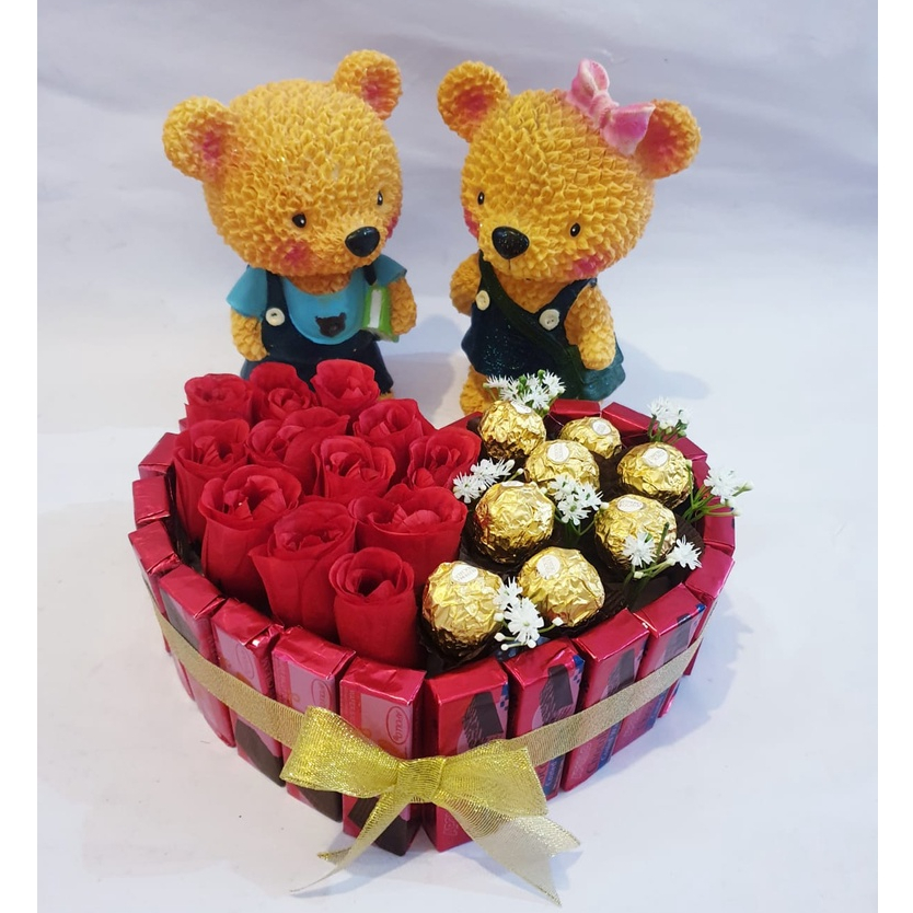 

Hadiah Valentine / Coklat Valentine / Special Valentines Day