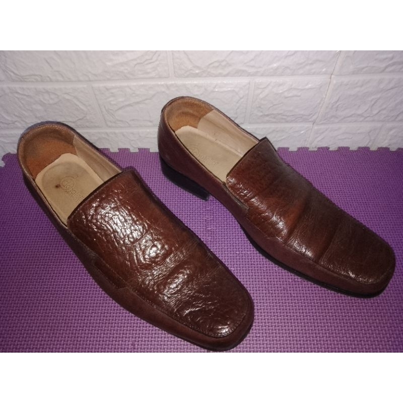 Preloved sepatu pantofel formal kerja pria size 45 Merk Donatello