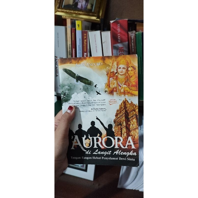 BUKU BEKAS original aurora di langit alengka