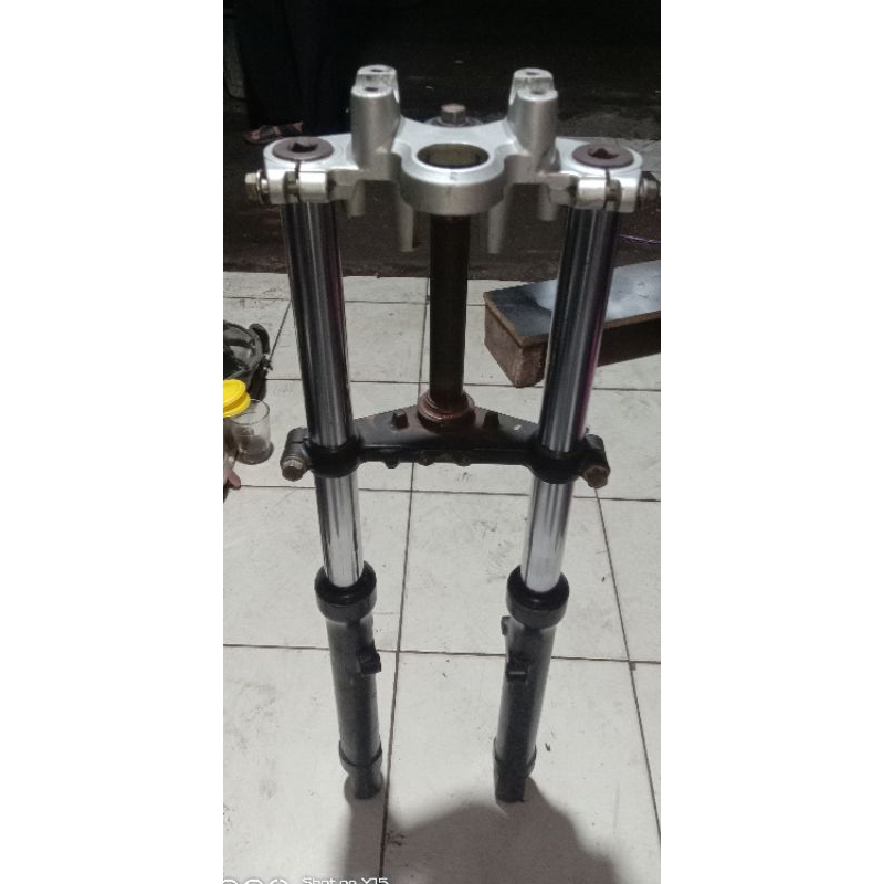 Shock Depan Yamaha Vixion Old Original Copotan