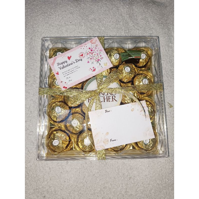 

FERRERO ROCHER 24 ISI 24PCS CHOCOLATE PREMIUM | KADO HARI GURU