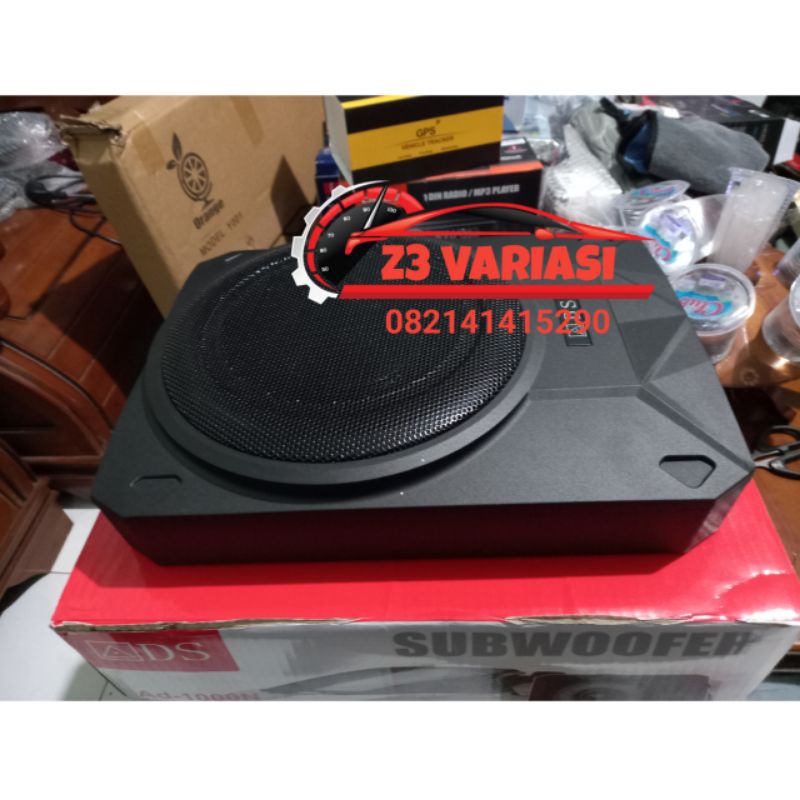 Subwoofer kolong mobil aktif