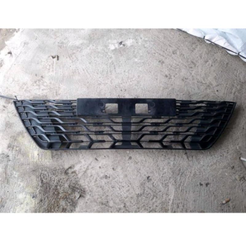 ram bemper Avanza Veloz 2016