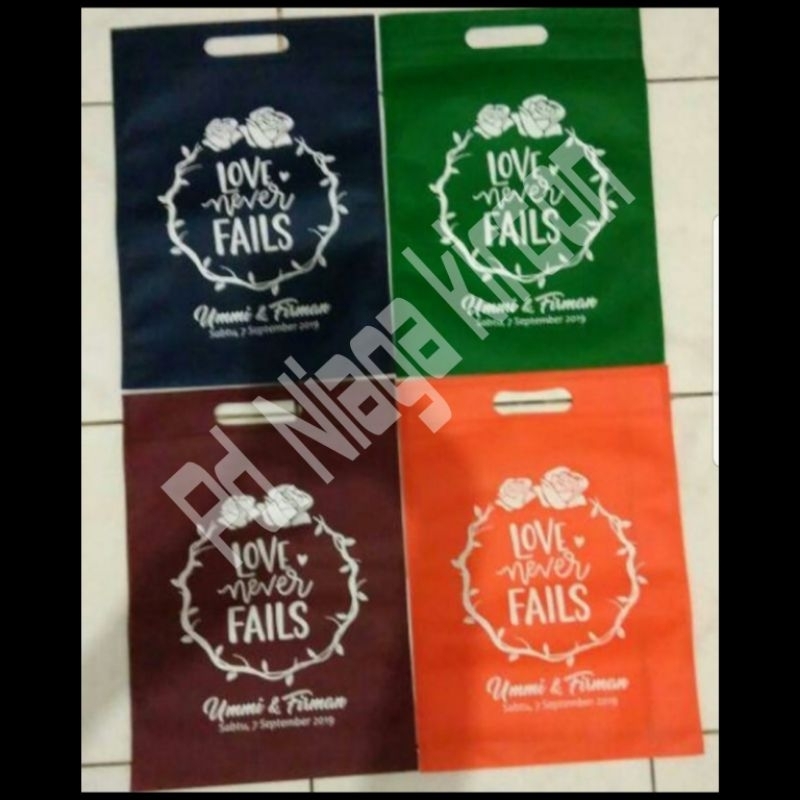 

Tas spunbond Oval Sablon uk 20*26