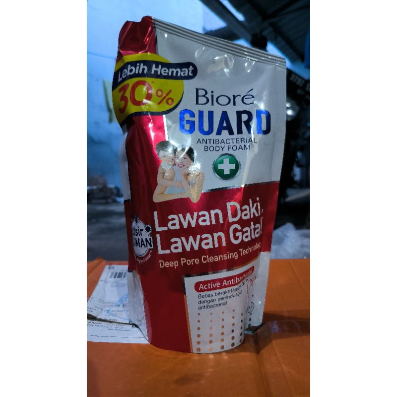 BIORE GUARD Active Antibacterial 800ml Biore Guard Merah 800ml