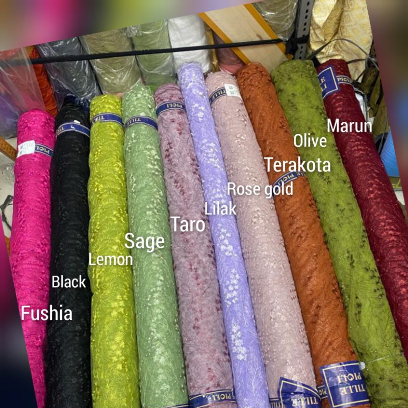 (KEMURAHAN) Tile akar mutiara, bahan kebaya, kain tile.  ( Harga persetengah meter)