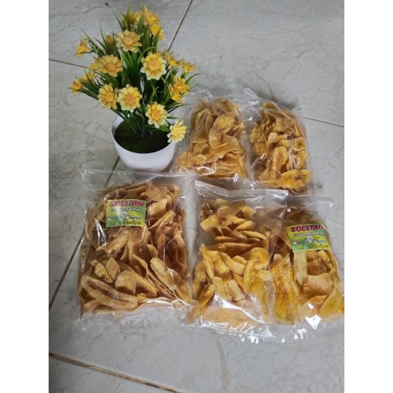 

keripik pisang pipit kepok manis reyah dan gurih produksi sendiri