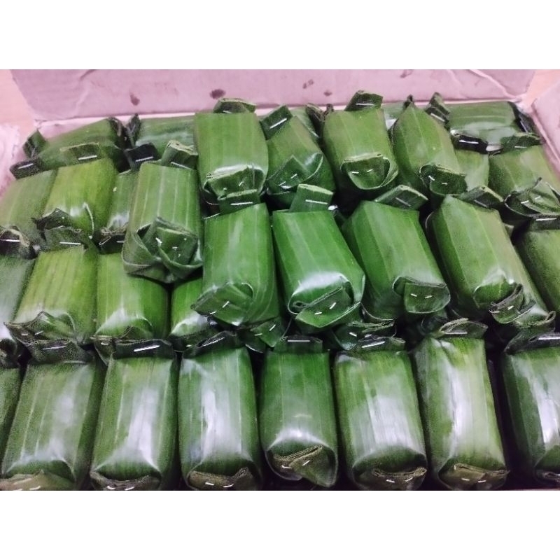 

Lemper isi abon sapi