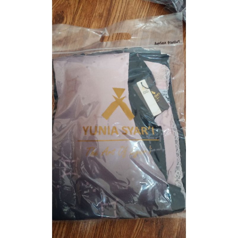 pesanan khusus mukena yunia