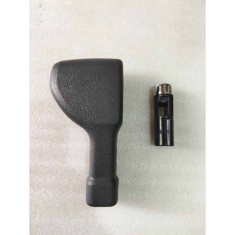 tuas rem tangan pedal rem tangan mobil Sigra mobil calya