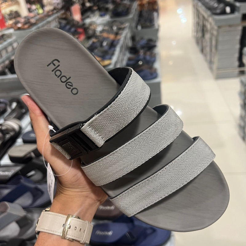 Fladeo slipper sandal pria triple strap super cakep  39-43